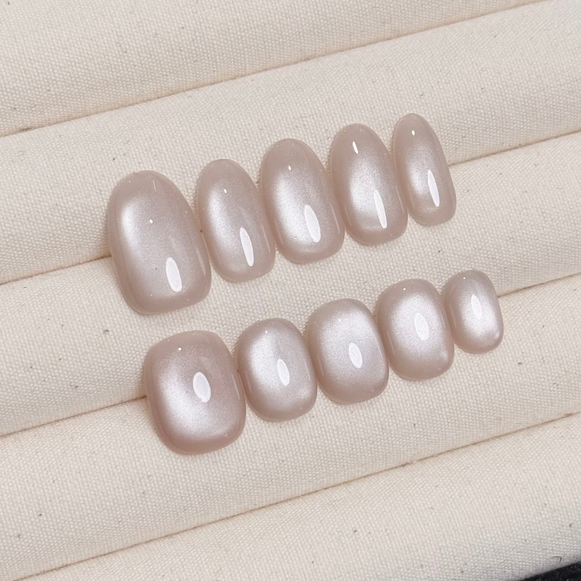 Silky Nude Cat-Eye, Handmade Press On Nails,Salon Premium Quality ,10pcs,Puffcat-Nail