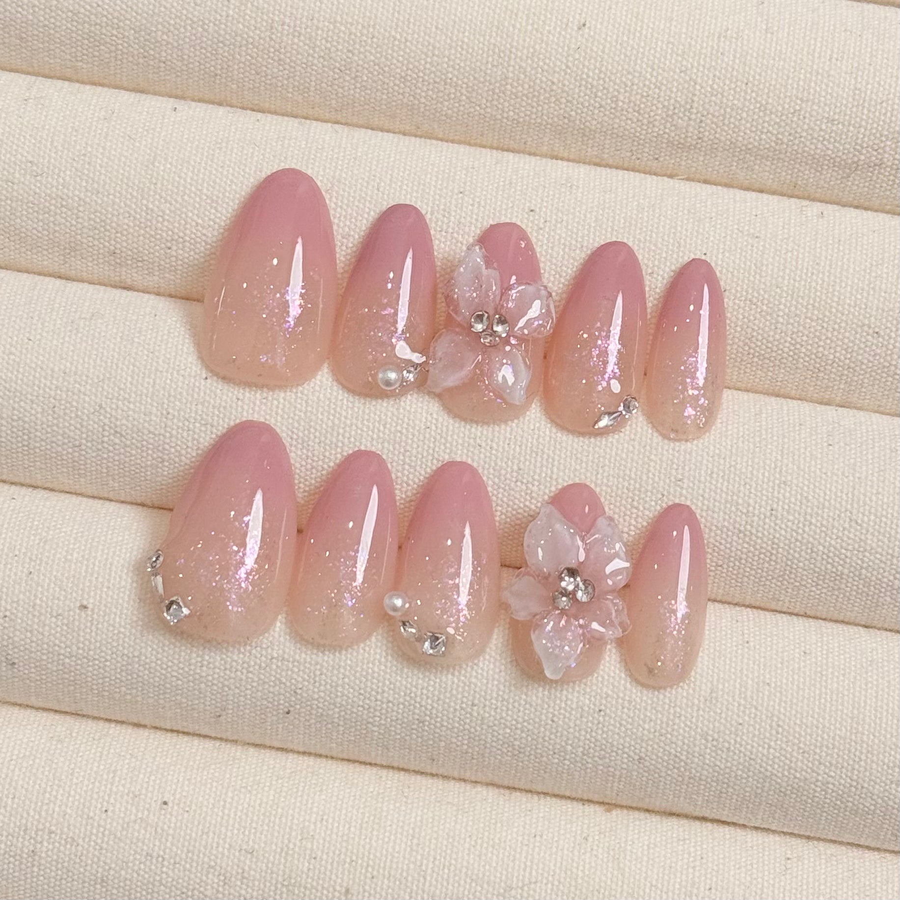 Blossom Kiss, Handmade Press On Nails,Salon Premium Quality ,10pcs,Puffcat-Nail