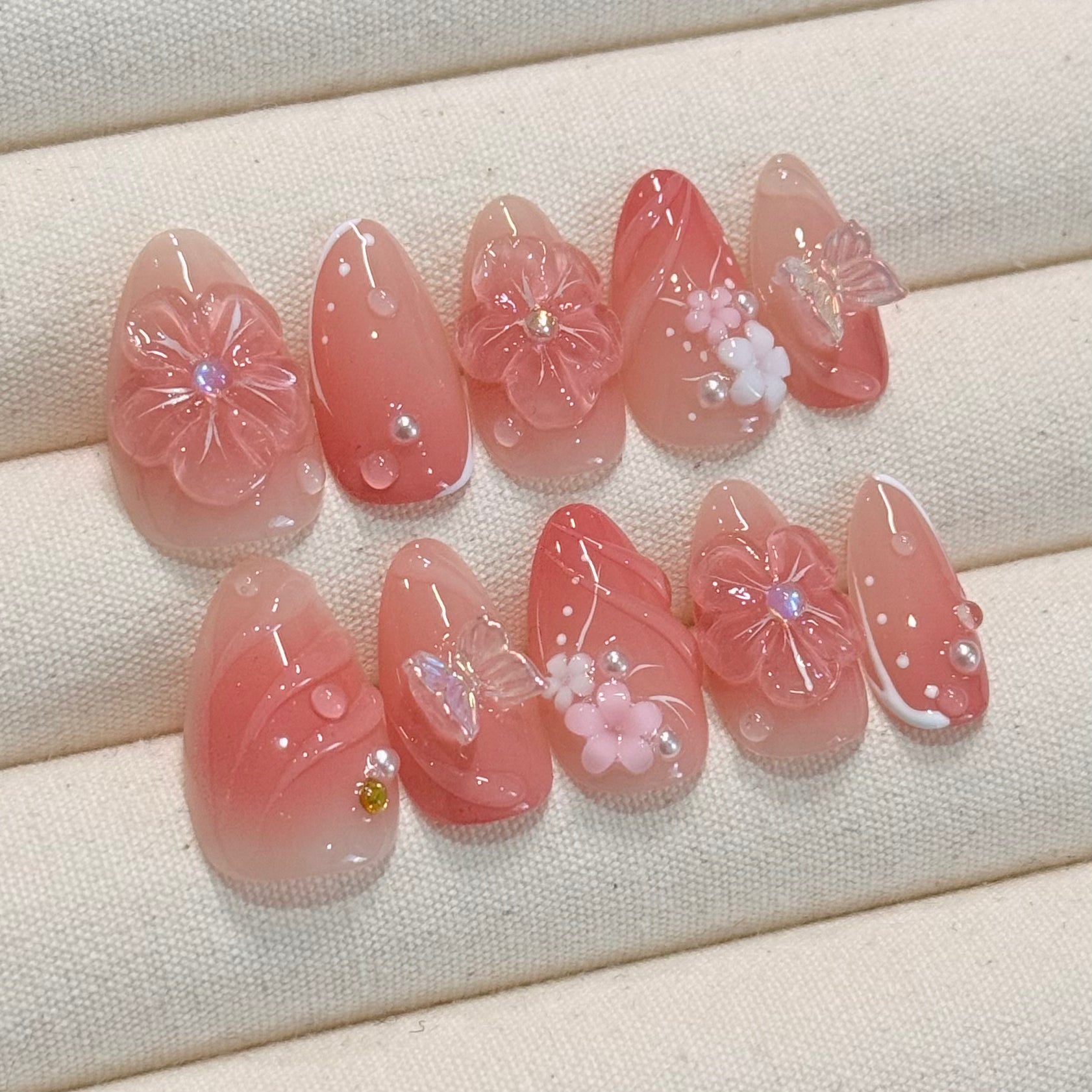 Image of Peachy Dream (3D), Handmade Press On Nails,Salon Premium Quality ,10pcs,Puffcat-Nail